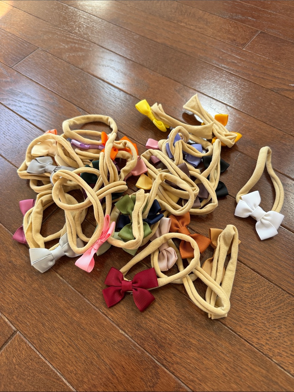 Newborn Bow Headbands Set with Assorted Color Bows
